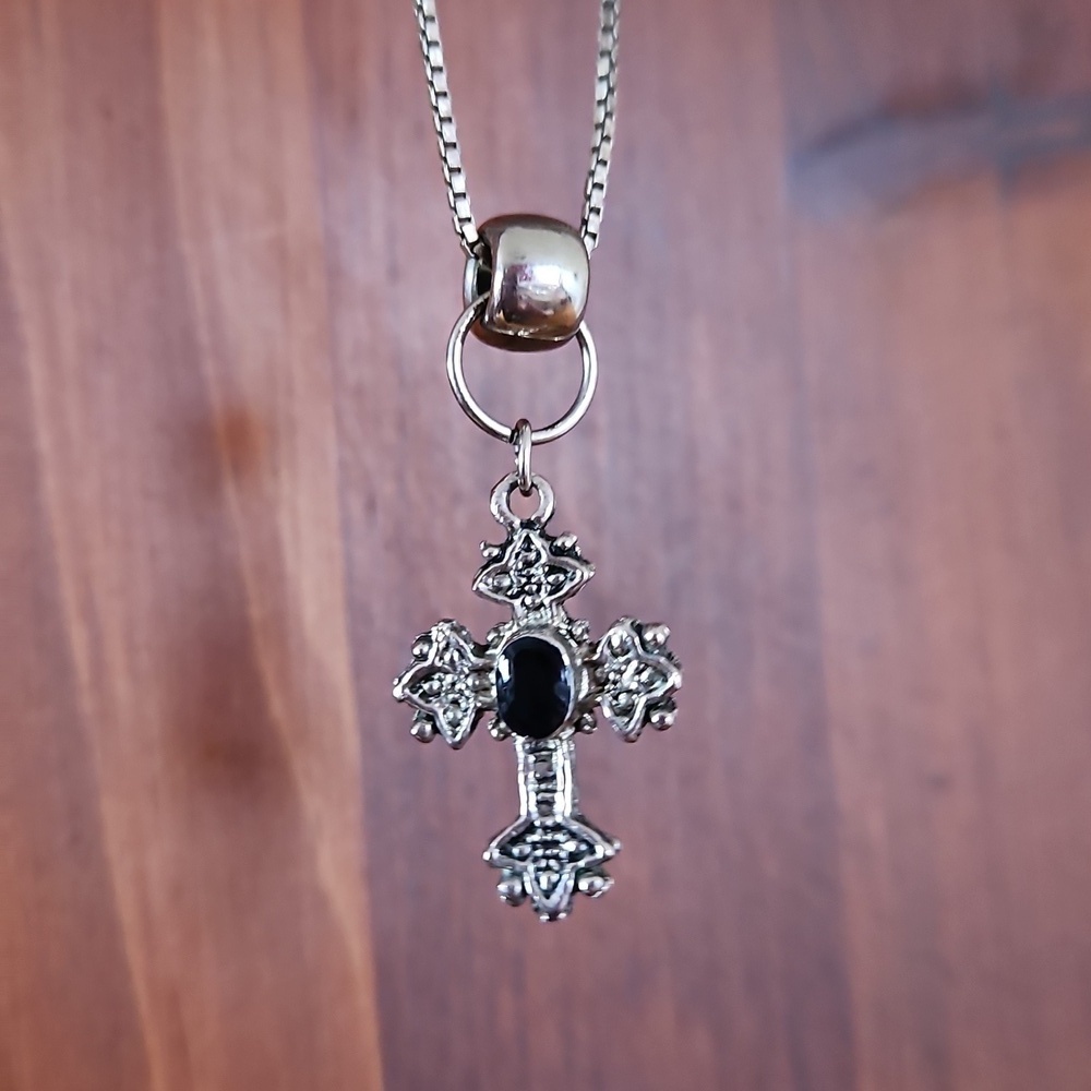 925 Silver Chain Necklace & Gothic Silver Cross With Black Gemstone, Vintage 90s
